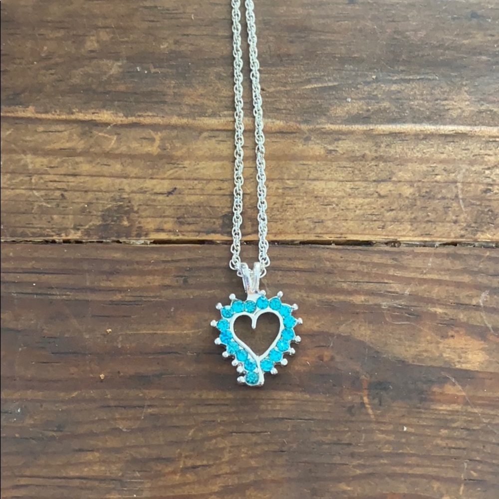 Blue rhinestone necklace